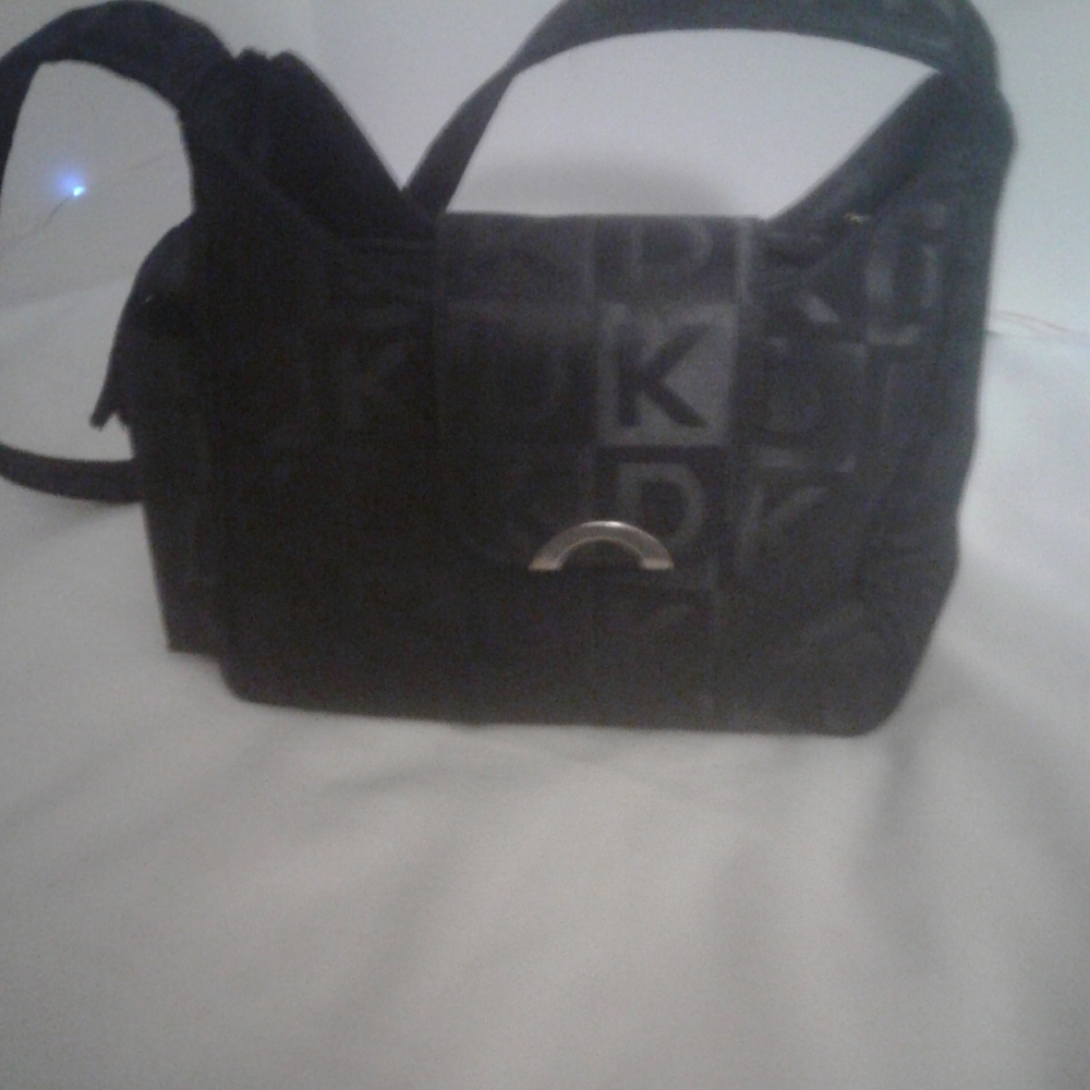 DK Nylon Shoulder bad